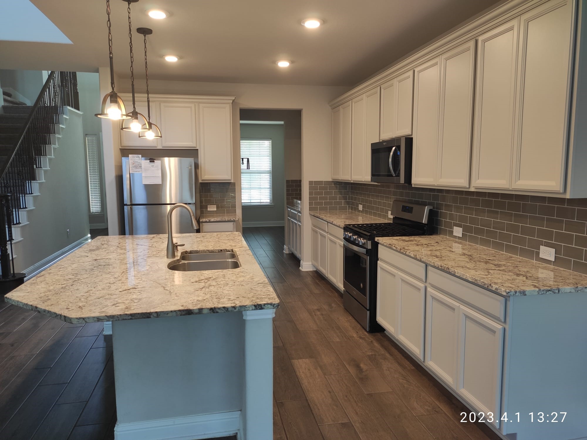 24210 Ivory Sunset Lane Property Photo 7