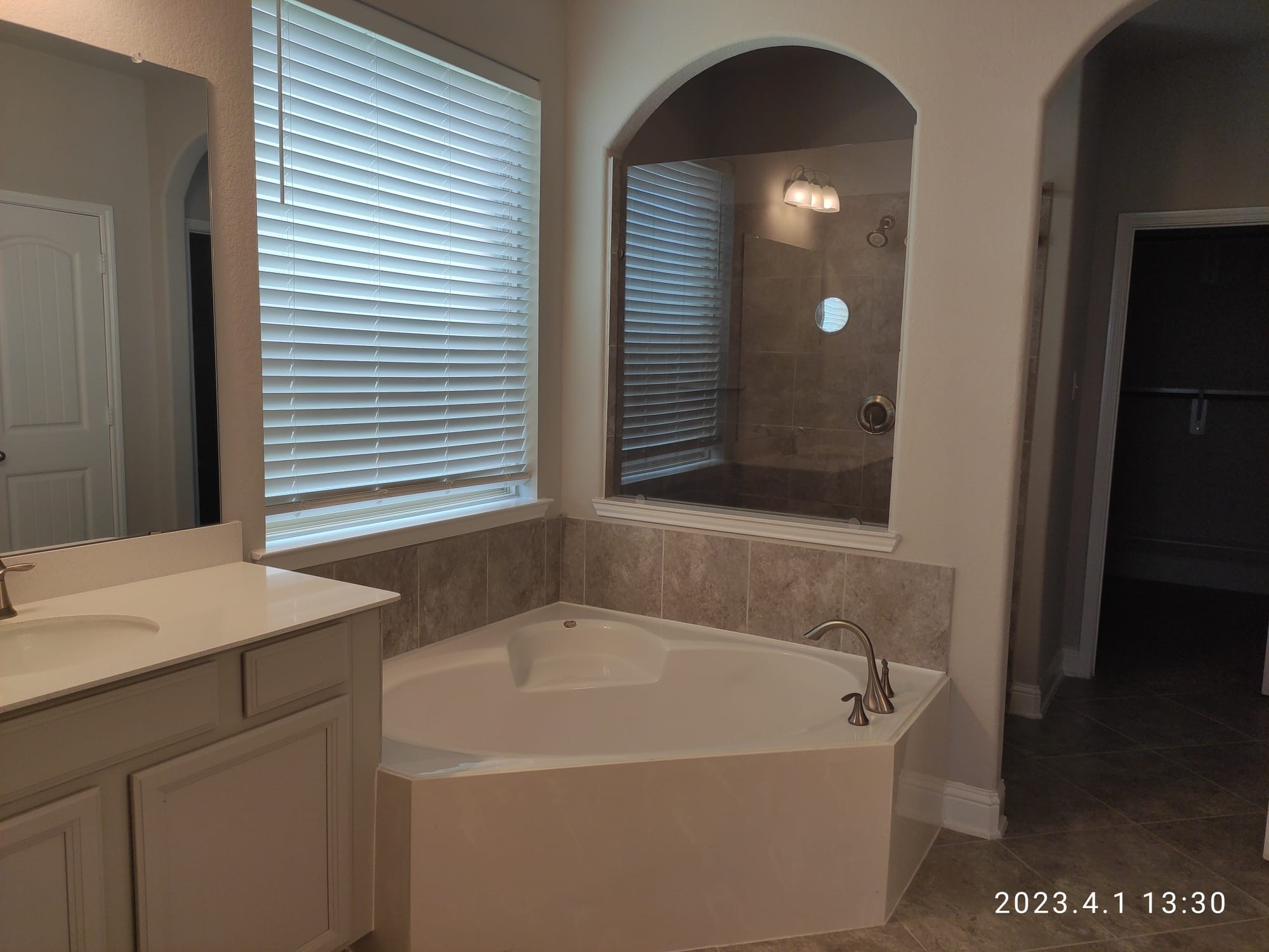 24210 Ivory Sunset Lane Property Photo 15