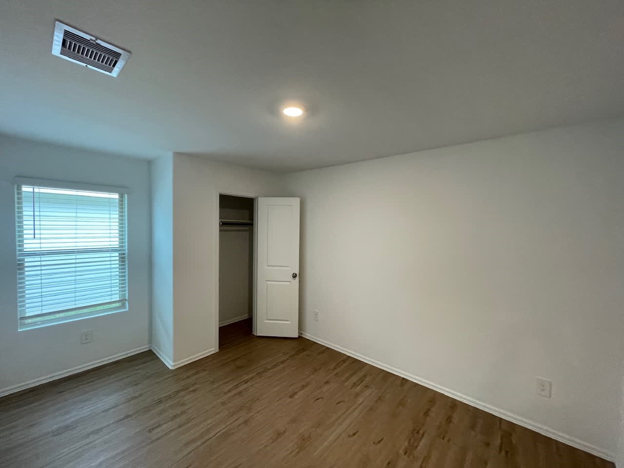 24134 Sundown View Lane Property Photo 6