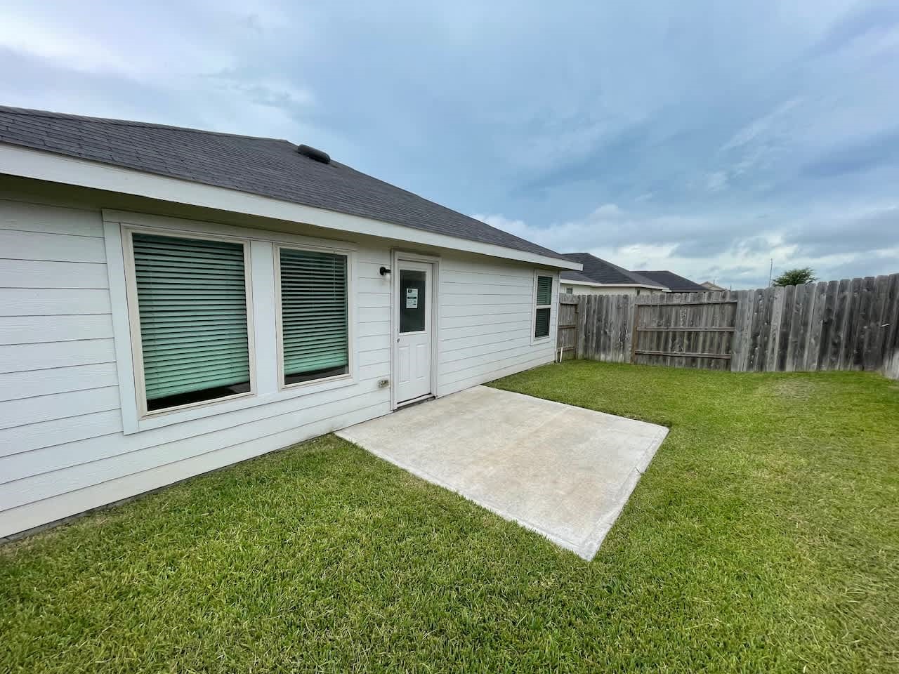 24134 Sundown View Lane Property Photo 11