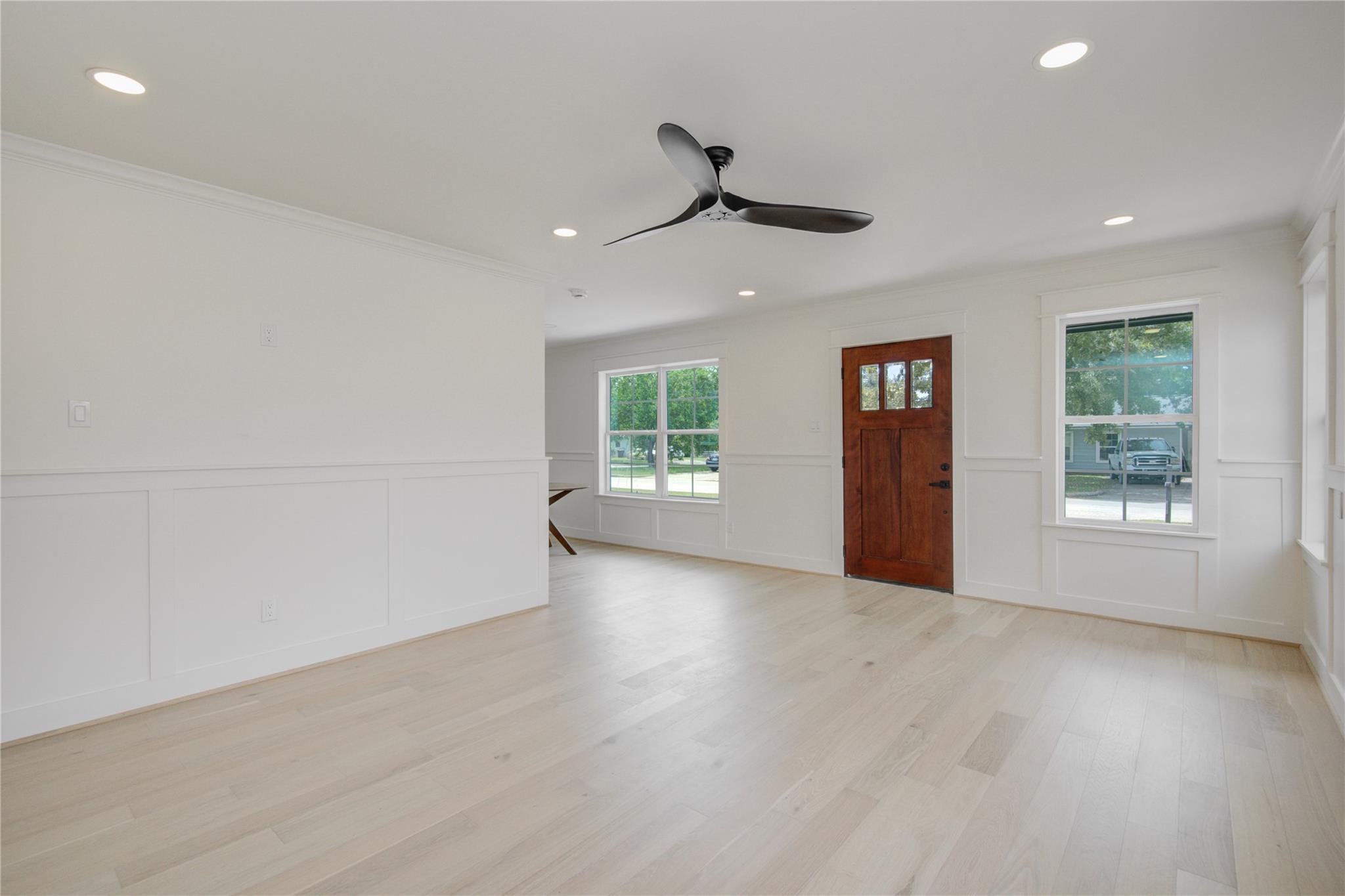 9822 Thorn Street, Houston Tx 77078 Property Photo 5