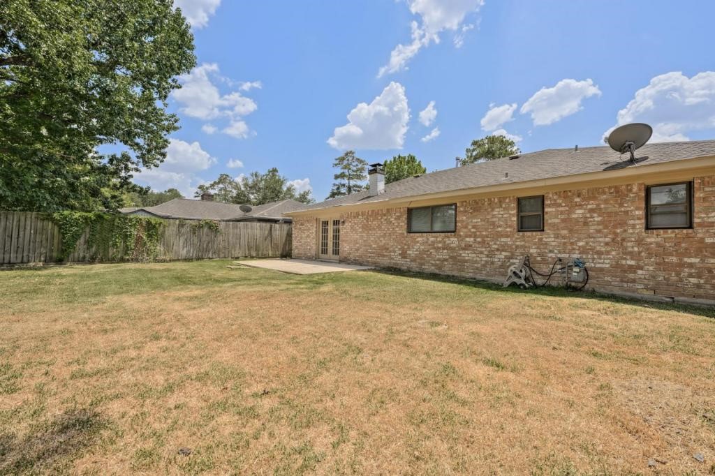 23906 Spring Towne Drive Property Photo 16
