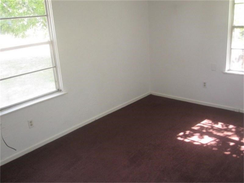 5422 Thrush Drive Property Photo 6
