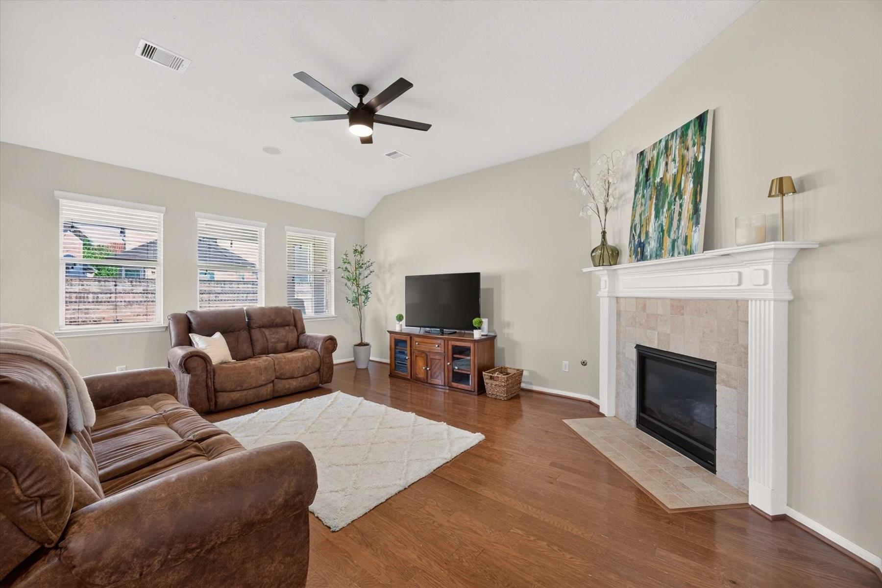 26303 Landover Hills Lane Property Photo 9