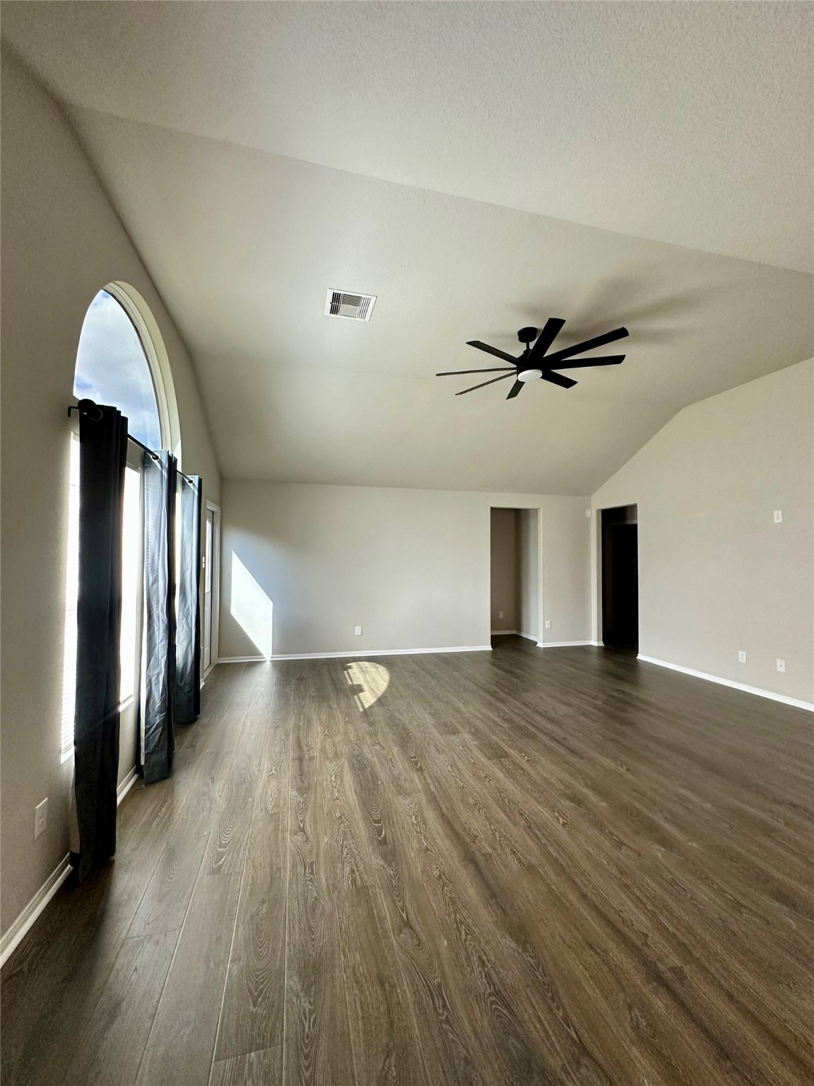 2626 Ridgeback Drive Property Photo 4