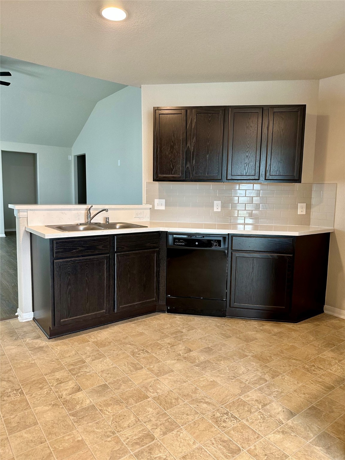 2626 Ridgeback Drive Property Photo 9