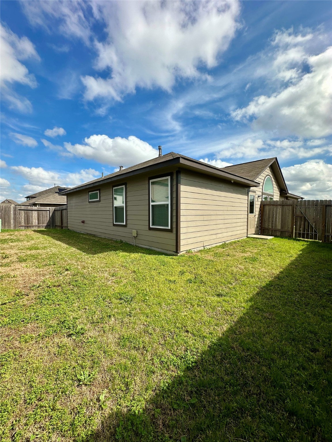 2626 Ridgeback Drive Property Photo 27