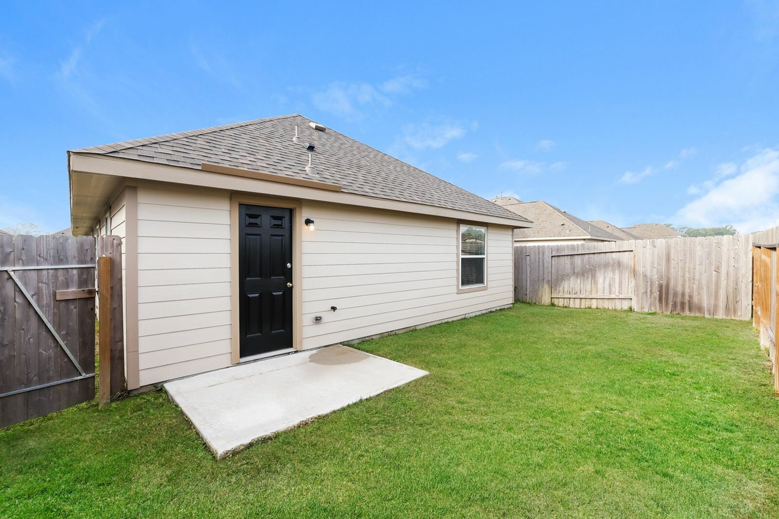 22395 Dominguez Drive Property Photo 2