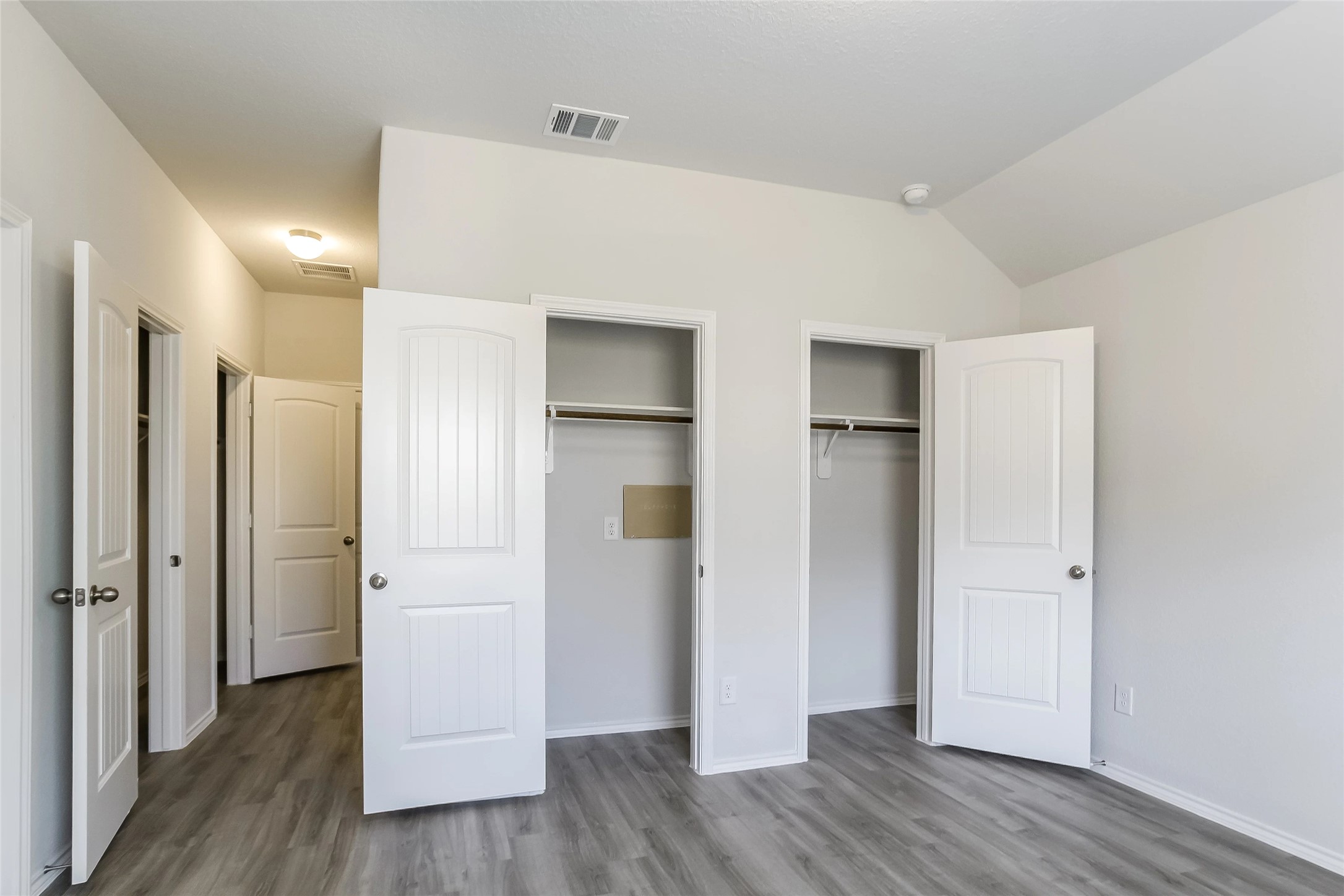 22395 Dominguez Drive Property Photo 8
