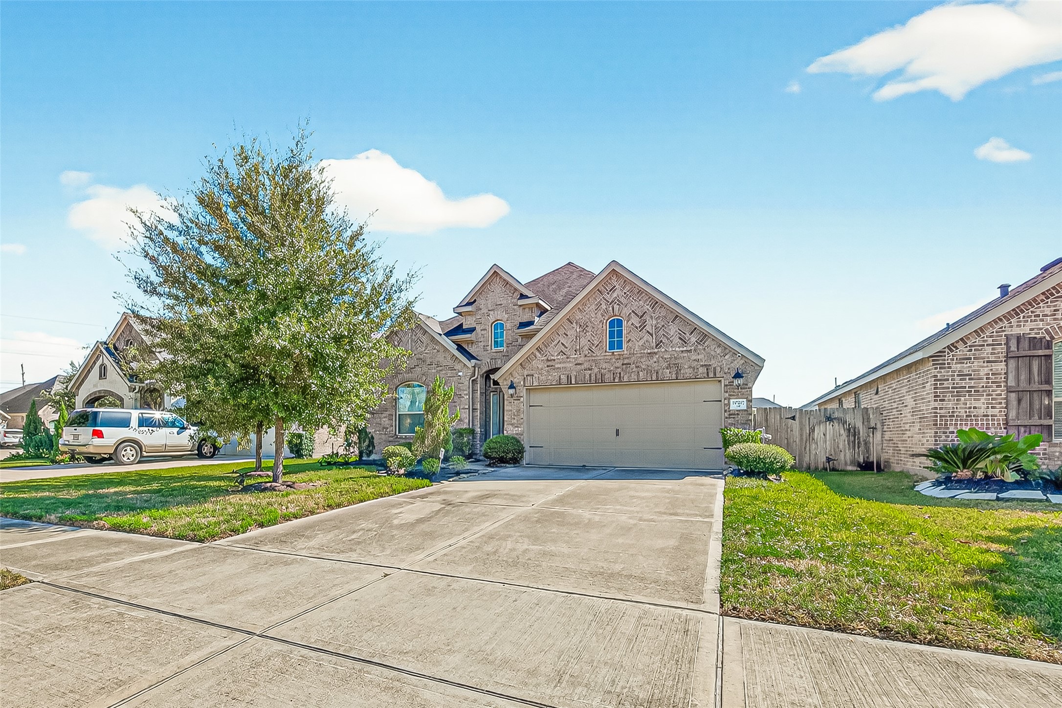 19707 Lakeside Pointe Court Property Photo 3