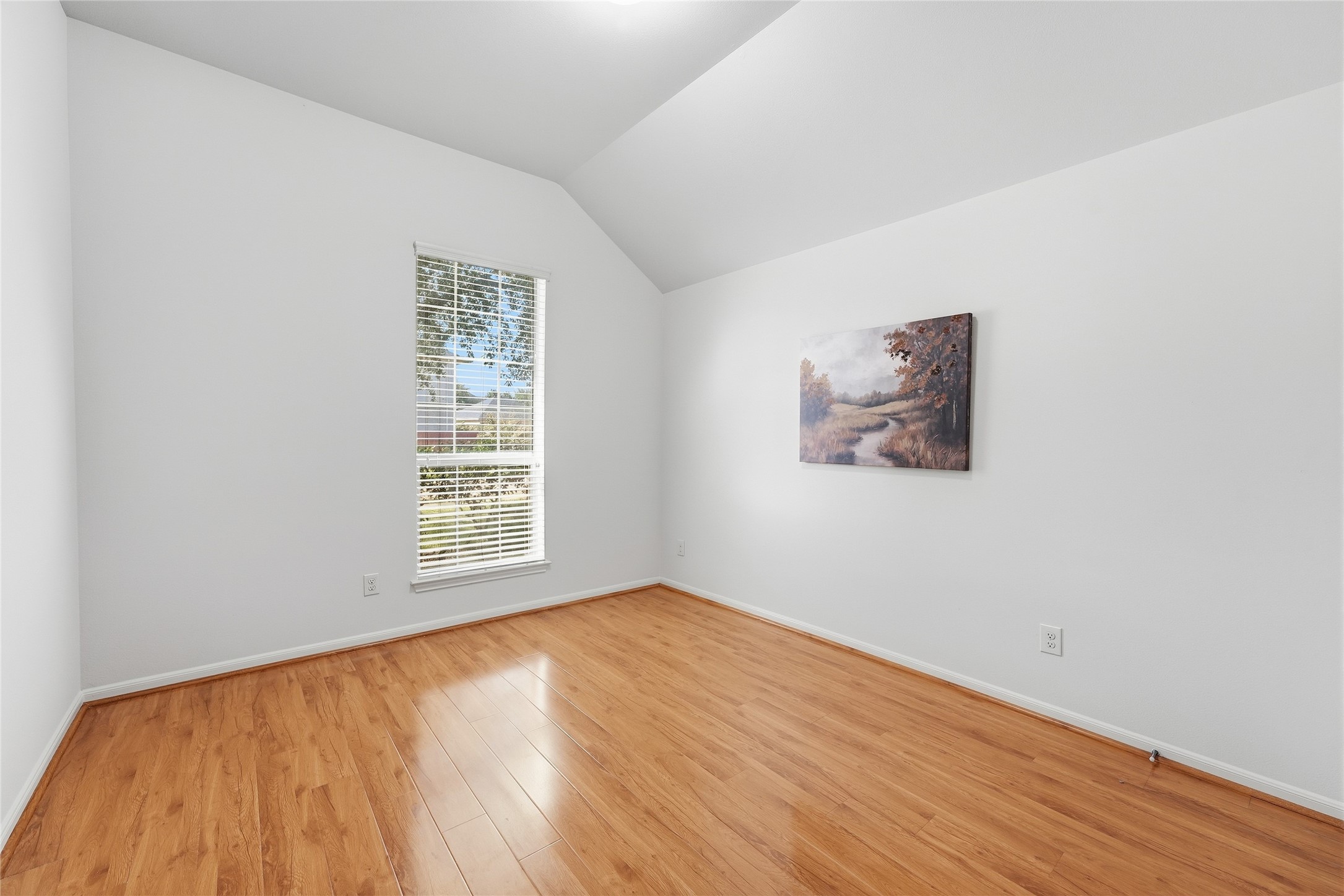 13812 Lakewater Drive Property Photo 14