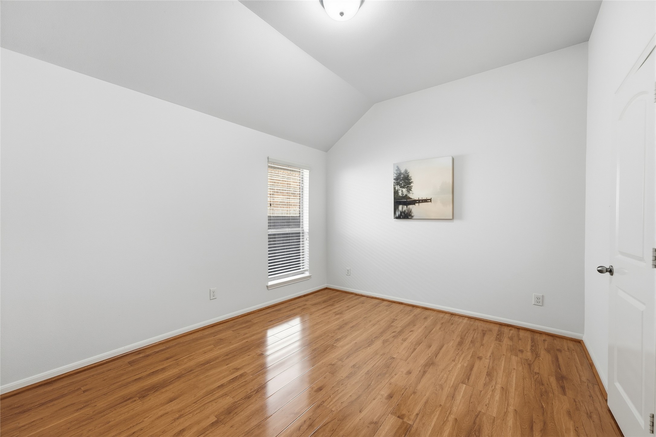 13812 Lakewater Drive Property Photo 16
