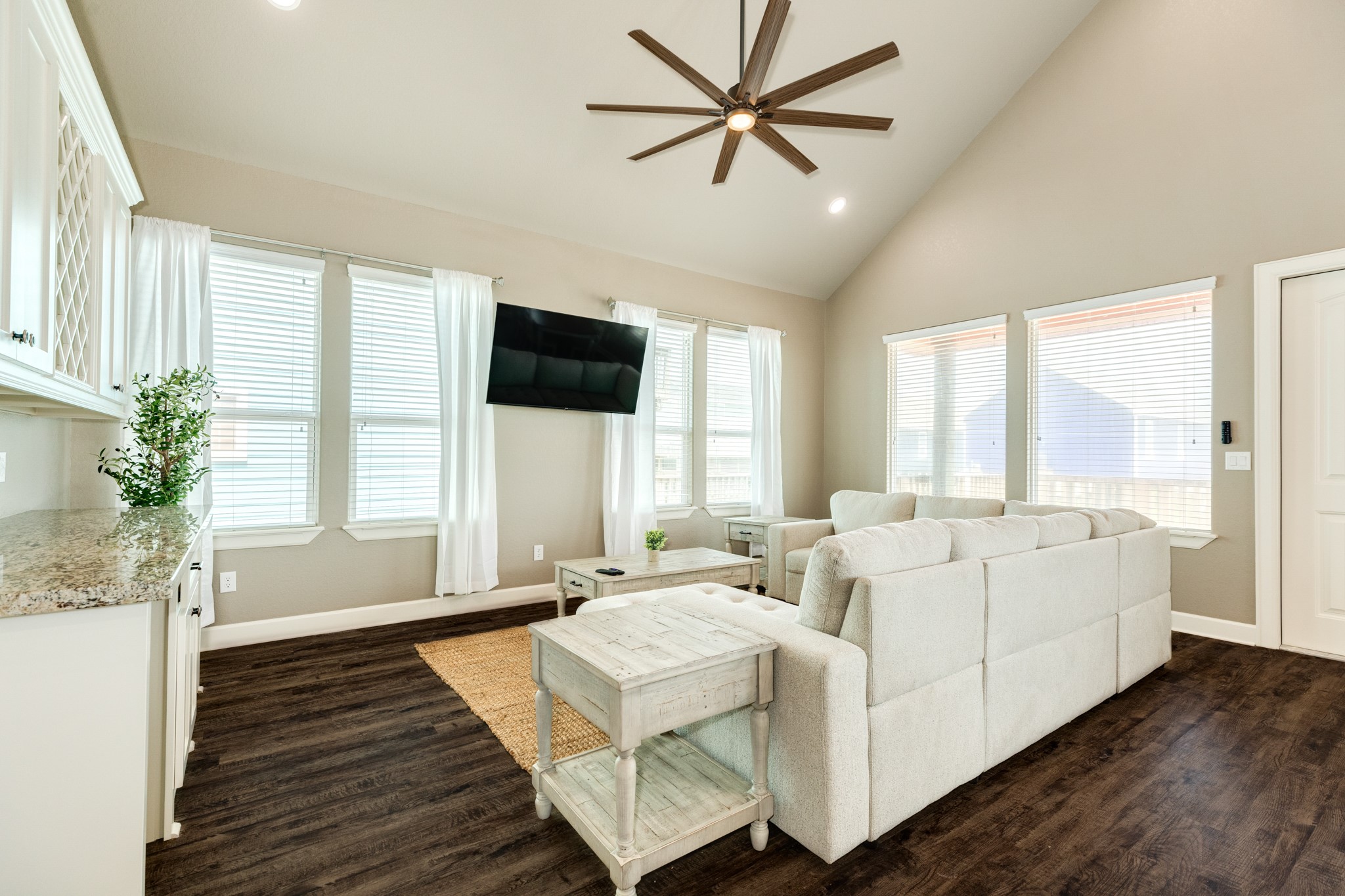 4820 Bluewater Property Photo 9