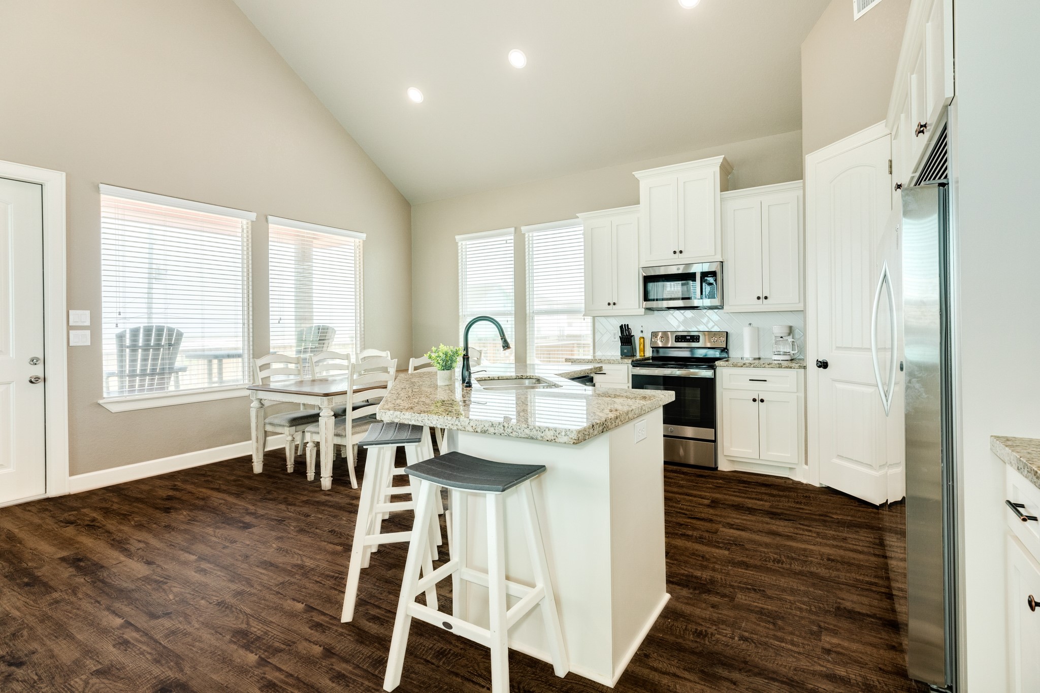 4820 Bluewater Property Photo 14