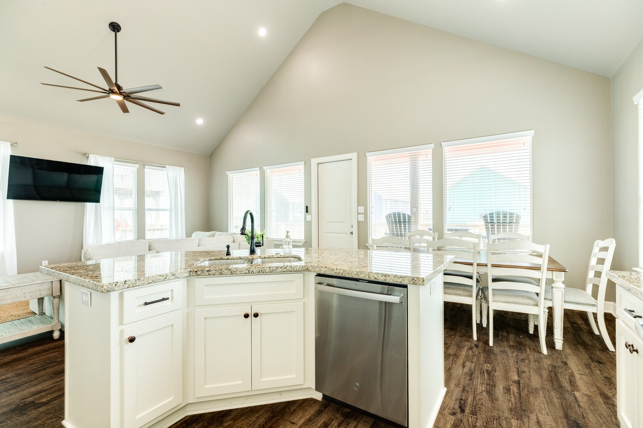 4820 Bluewater Property Photo 16