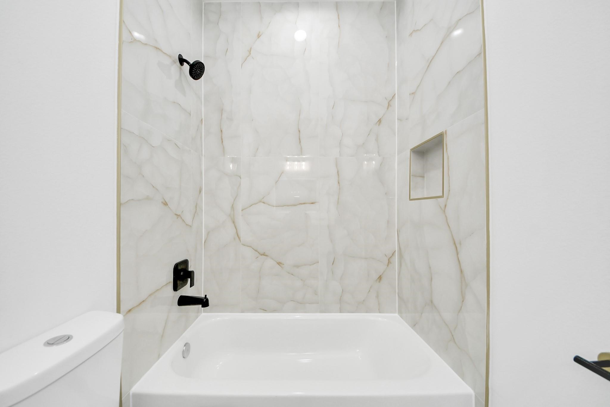 221 Armstrong Street B Property Photo 6