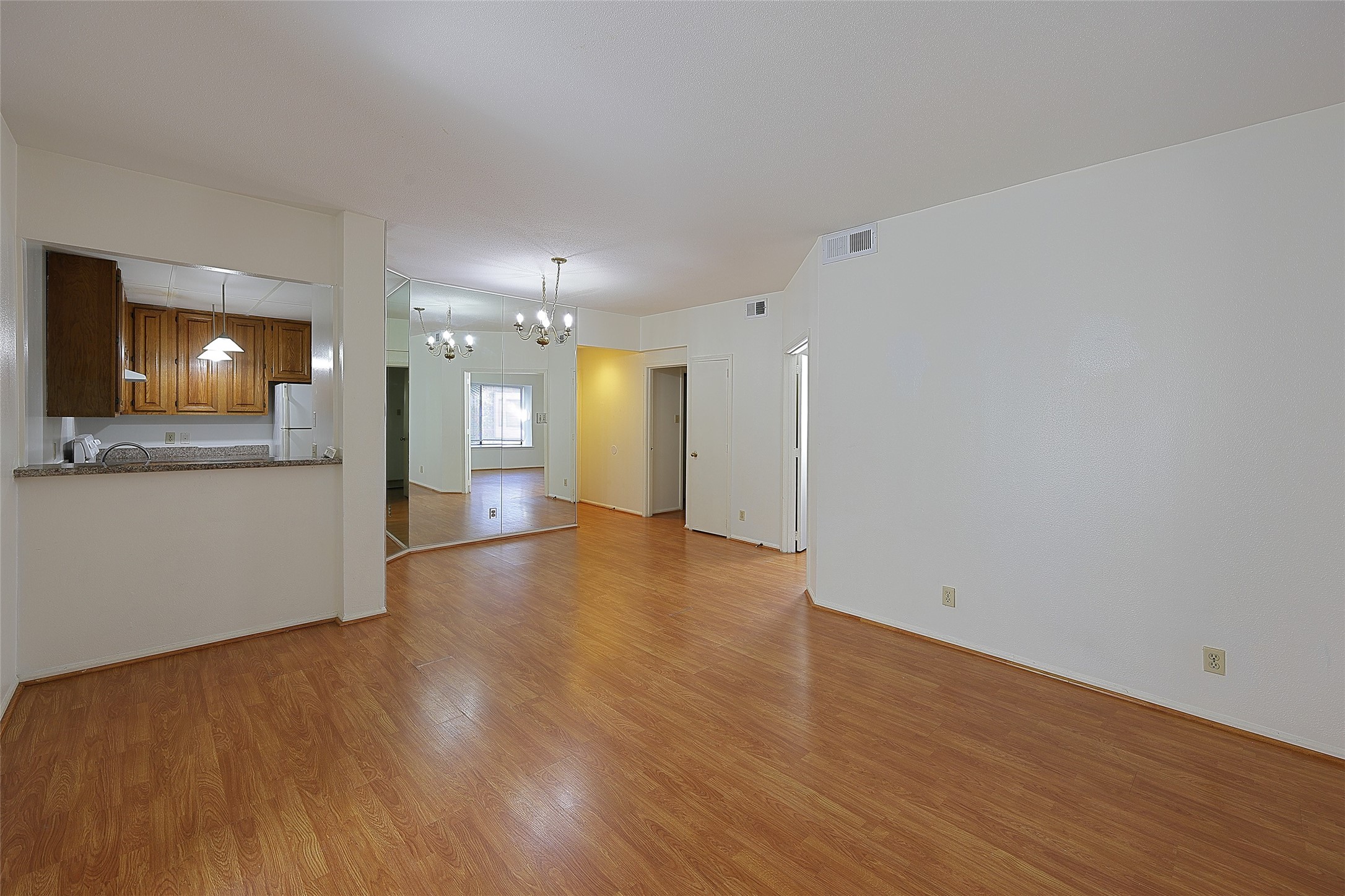 2209 S Braeswood Boulevard 32c Property Photo 4