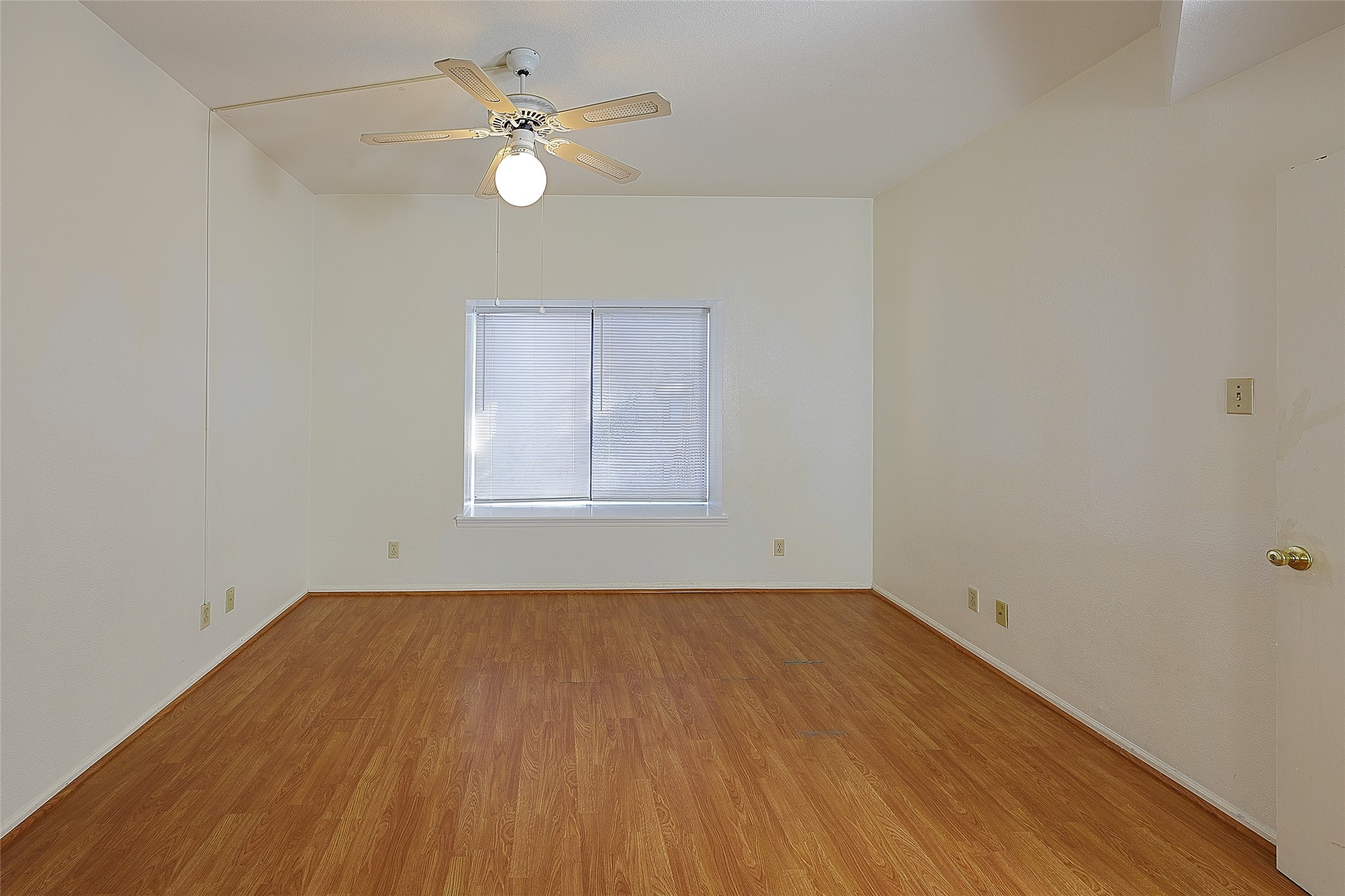 2209 S Braeswood Boulevard 32c Property Photo 7