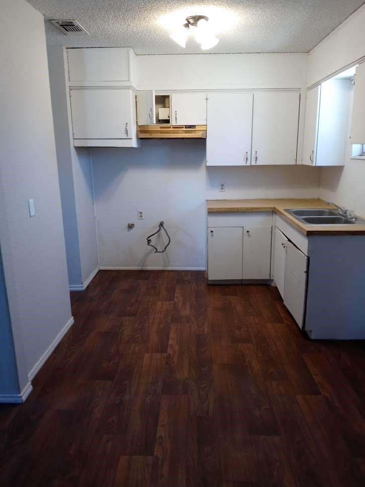 3700 Connally Street Property Photo 5