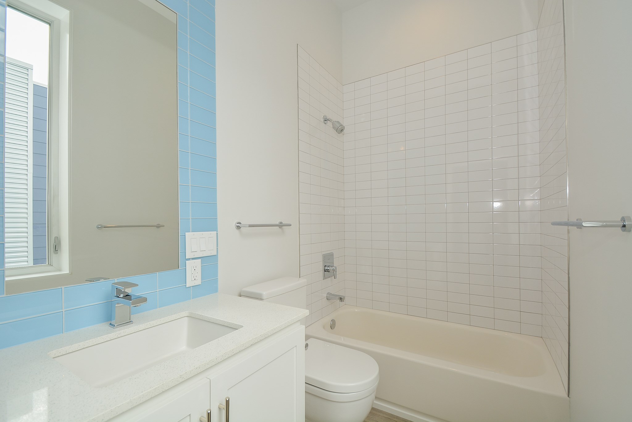 1905 Oakdale Street Property Photo 37