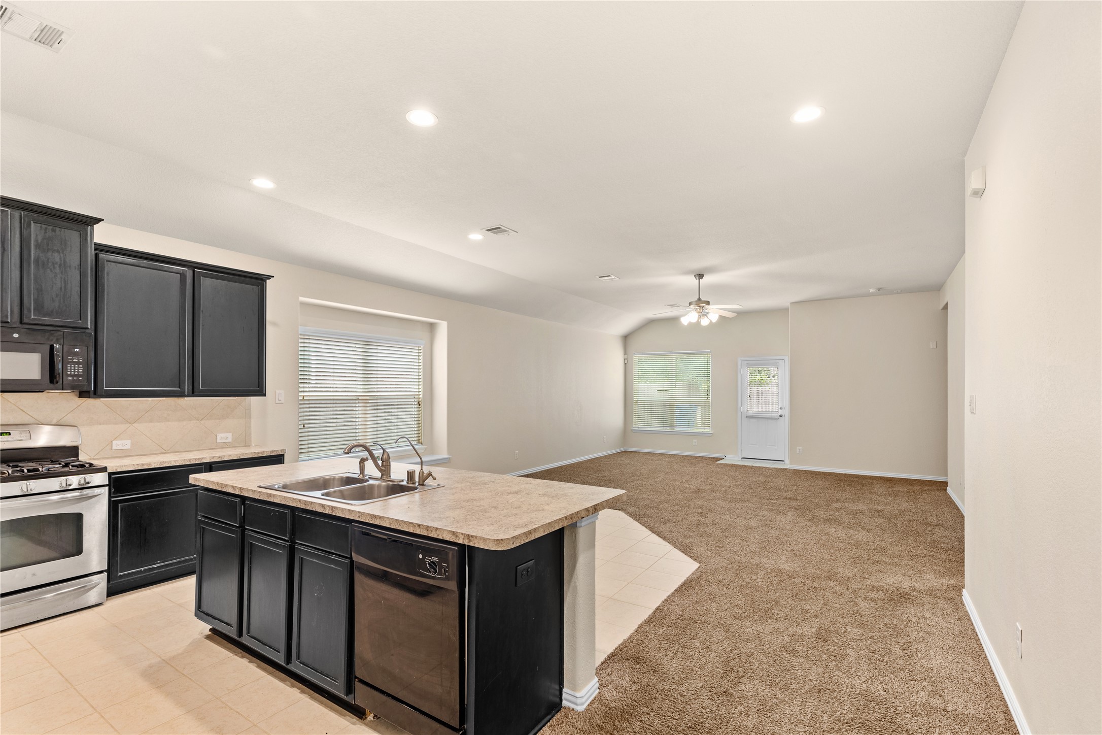 22810 Highland Bluff Lane Property Photo 8