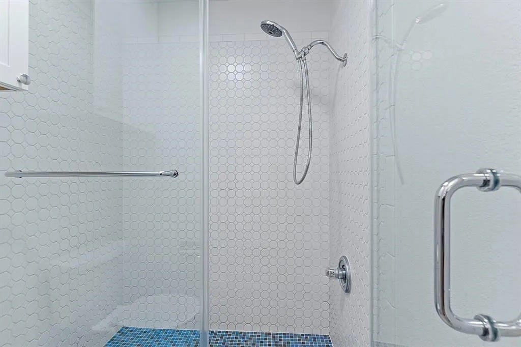 1100 Augusta Drive 3 Property Photo 17