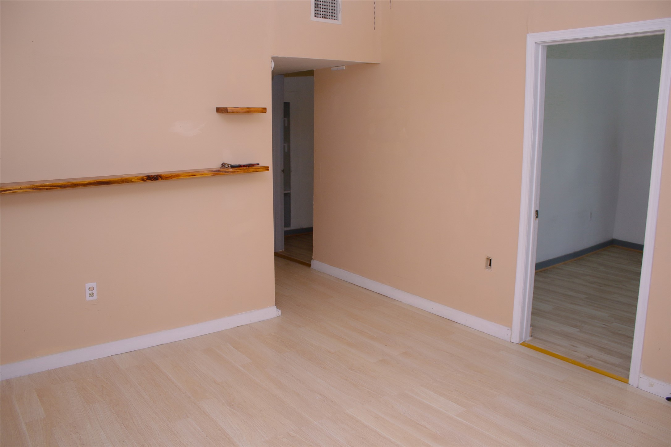 1310 4th Street Property Photo 5