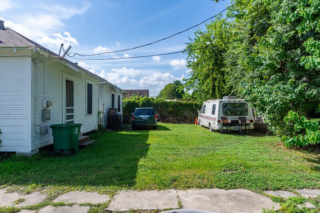 2531 Jones Street Property Photo 6
