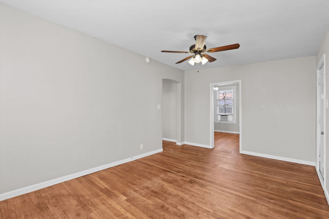 4020 Avenue O 1/2 Up Property Photo 7