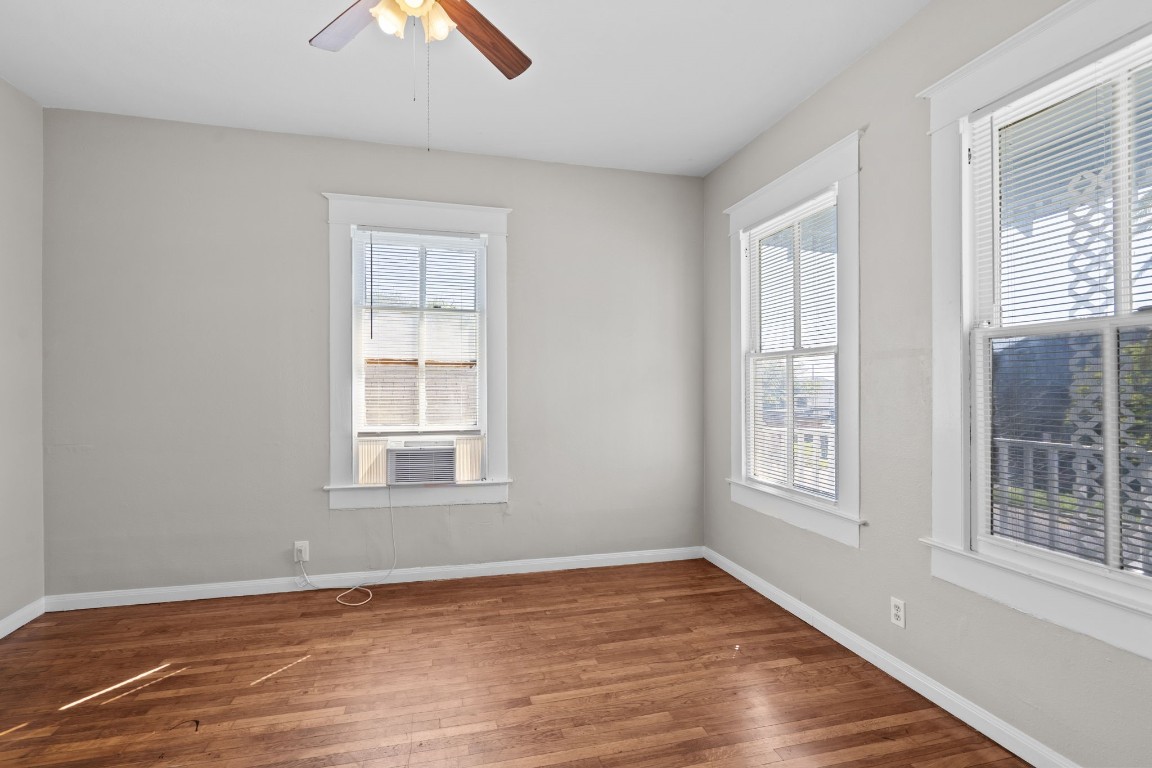 4020 Avenue O 1/2 Up Property Photo 33