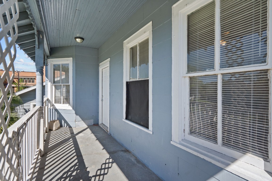 4020 Avenue O 1/2 Up Property Photo 34