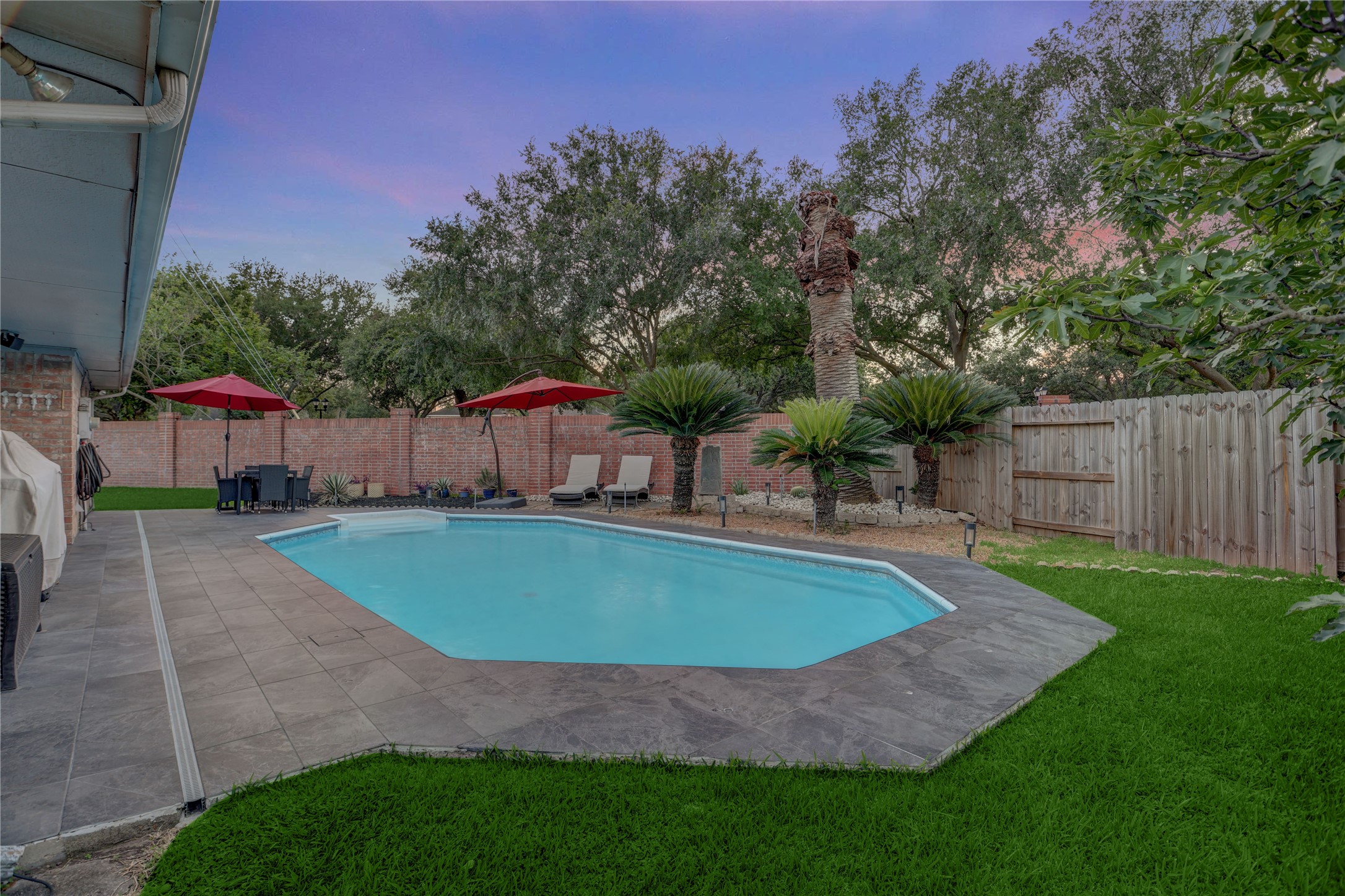 4606 Blue Rose Circle Property Photo 1