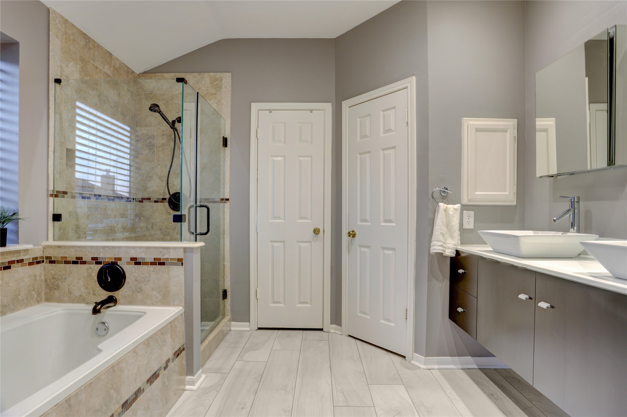 4606 Blue Rose Circle Property Photo 18