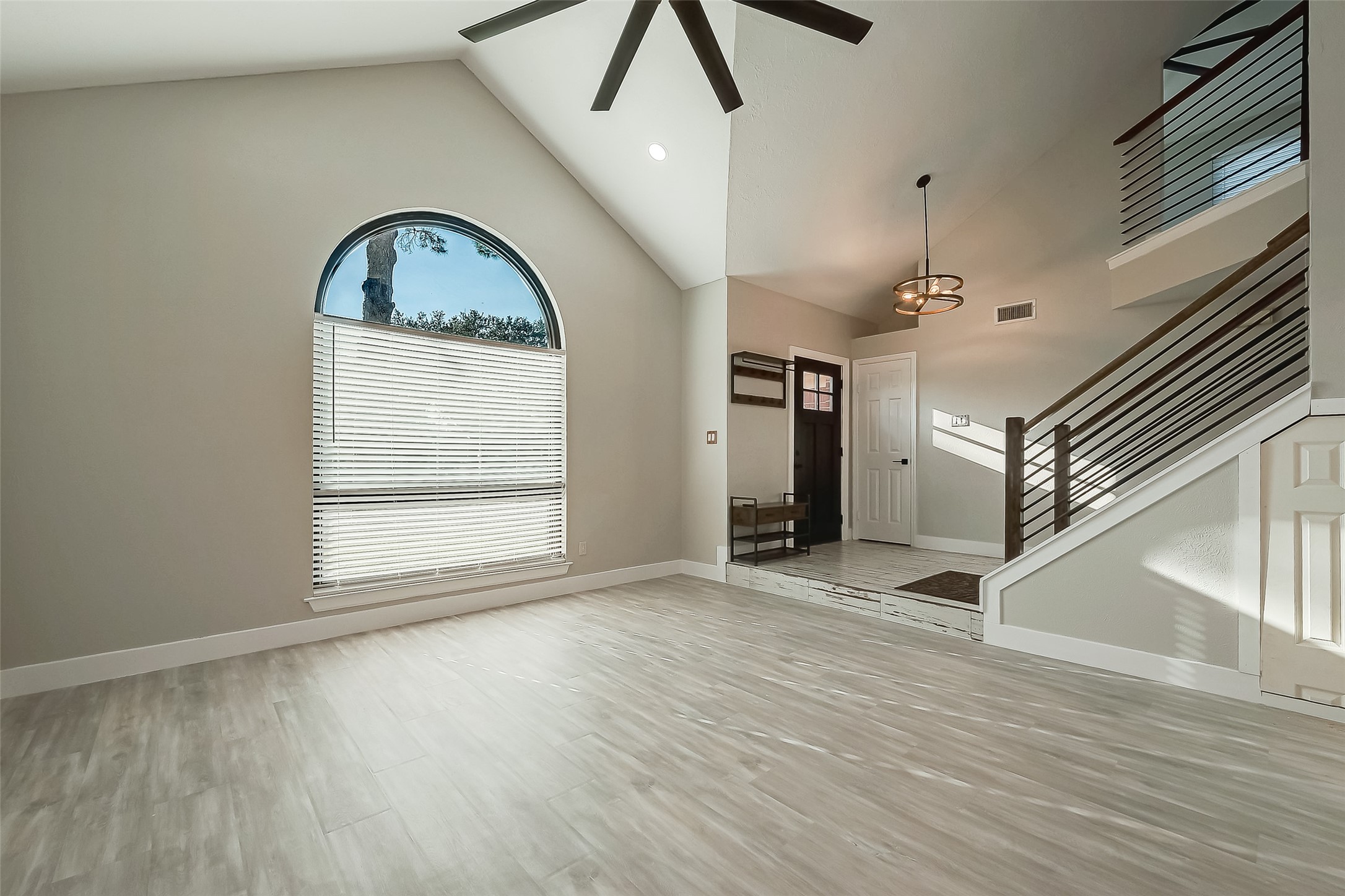 15314 Chestnut Falls Drive Property Photo 5