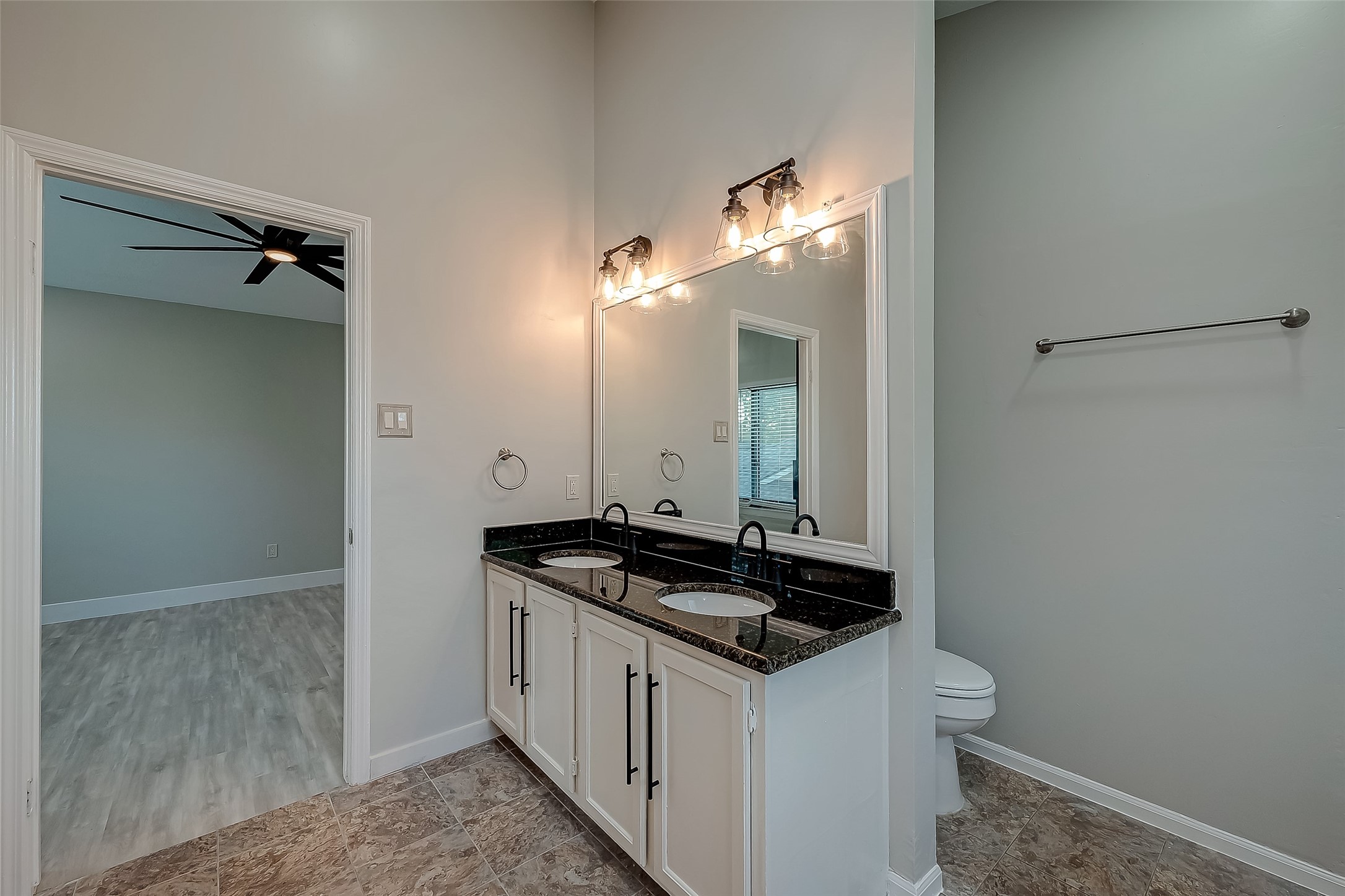 15314 Chestnut Falls Drive Property Photo 18