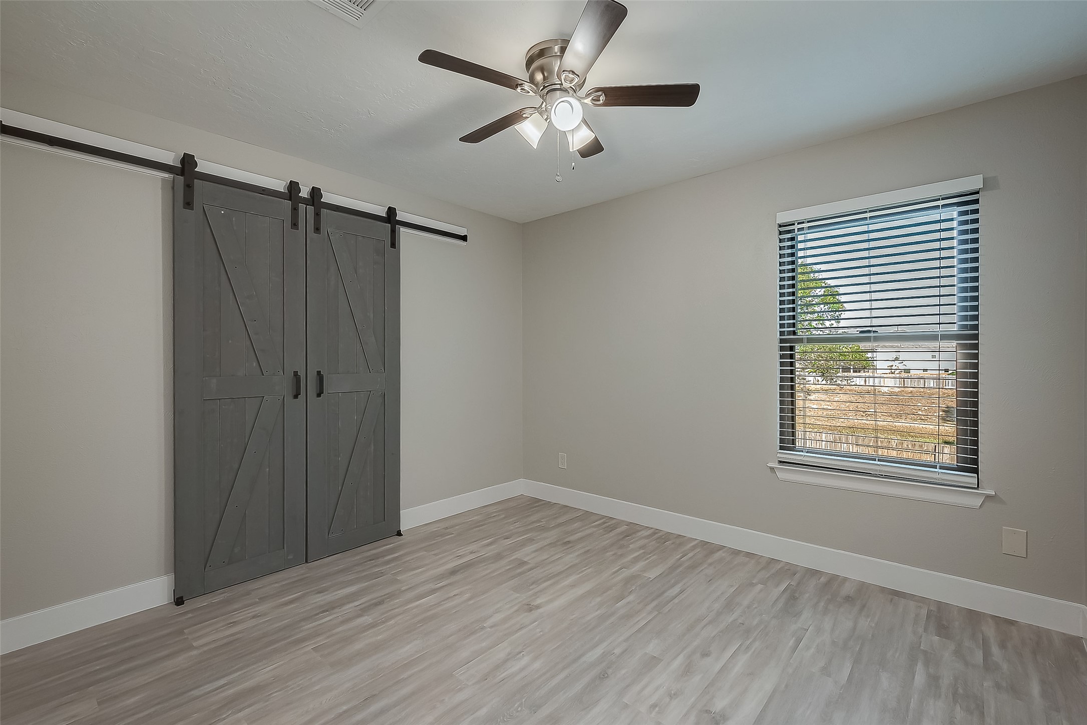 15314 Chestnut Falls Drive Property Photo 21