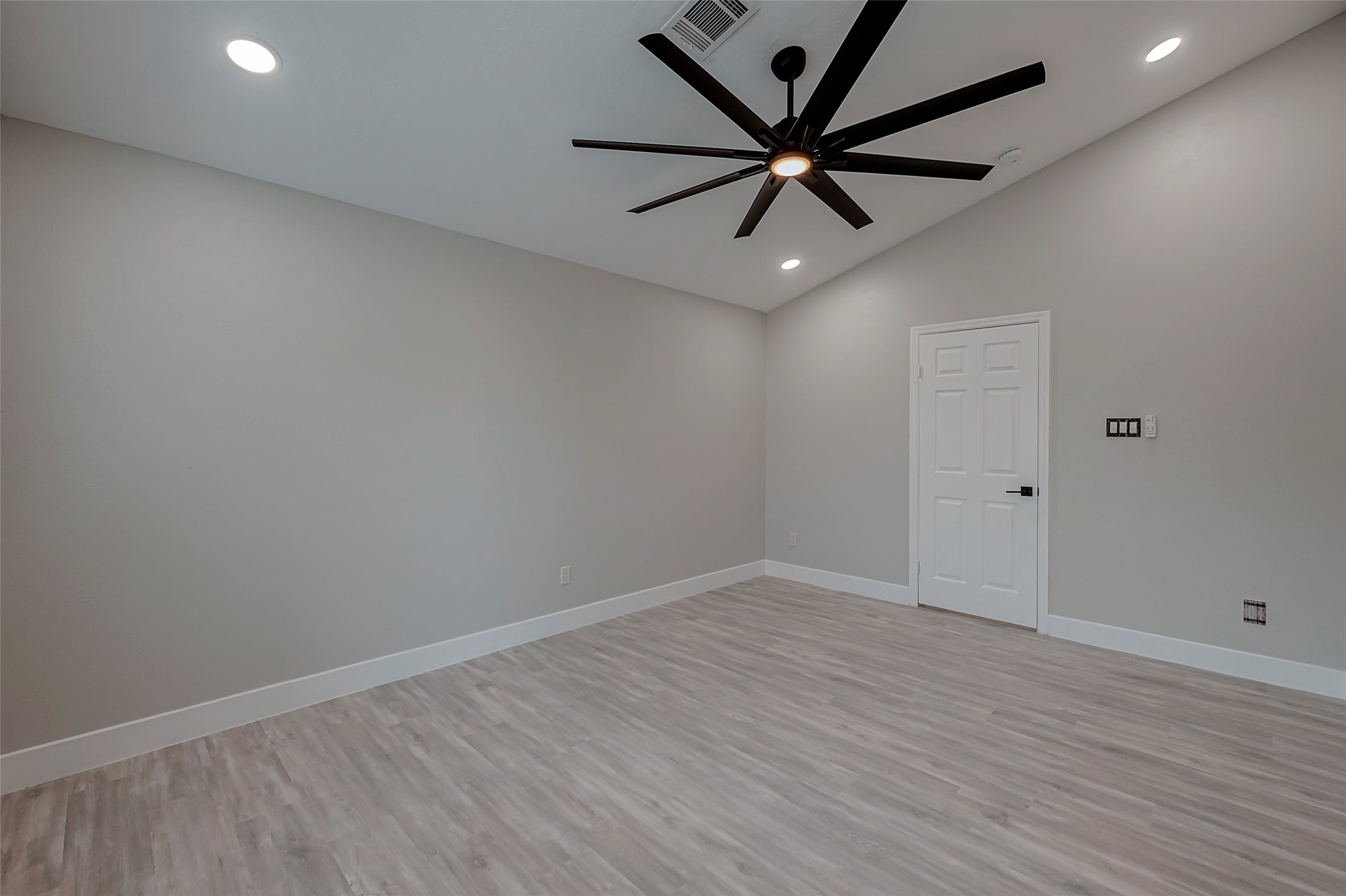 15314 Chestnut Falls Drive Property Photo 22