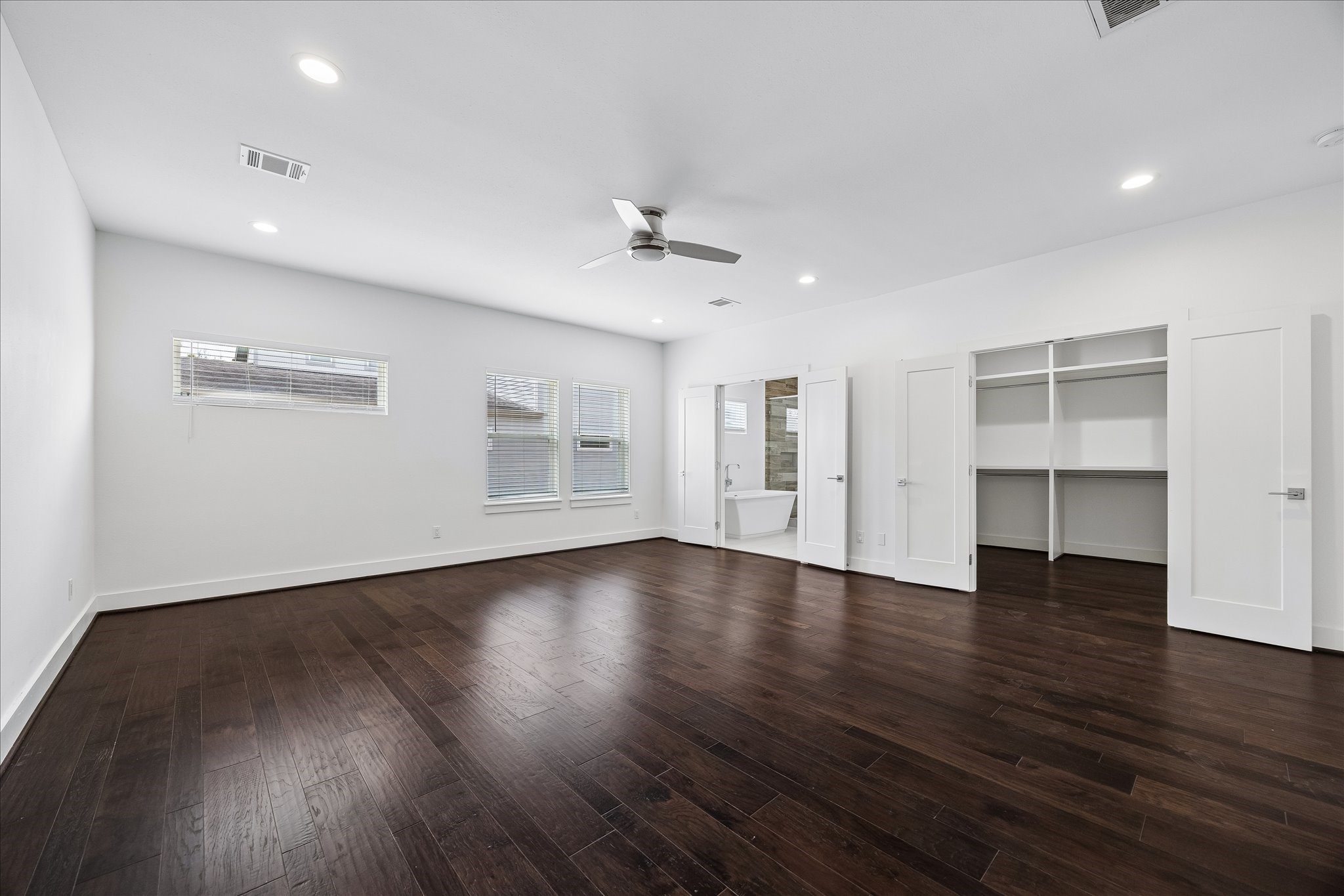 7702 Jacquelyn Oaks Road Property Photo 25