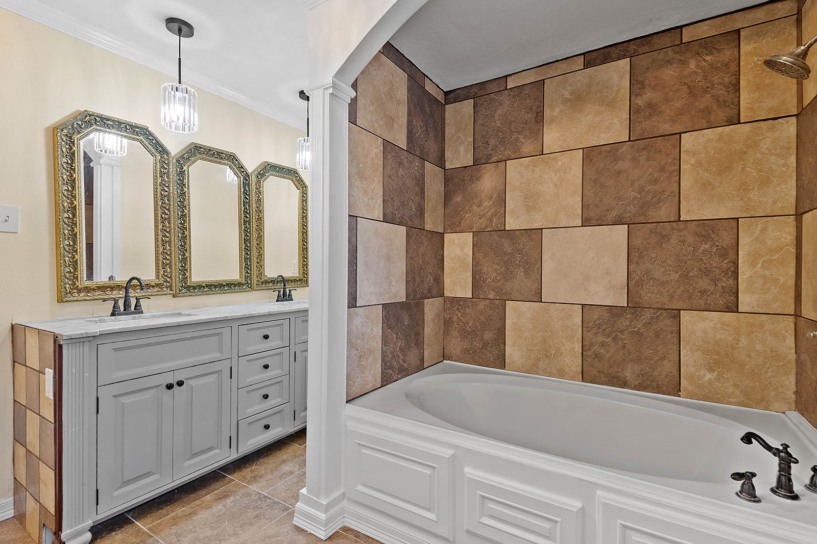 10703 Crestfield Court Property Photo 10