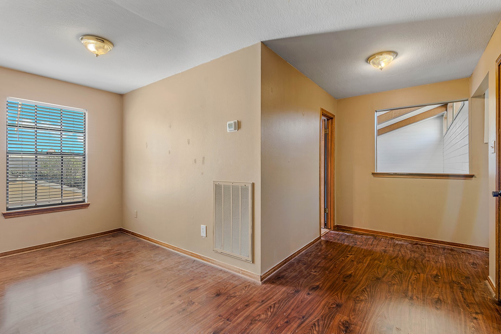 10703 Crestfield Court Property Photo 16