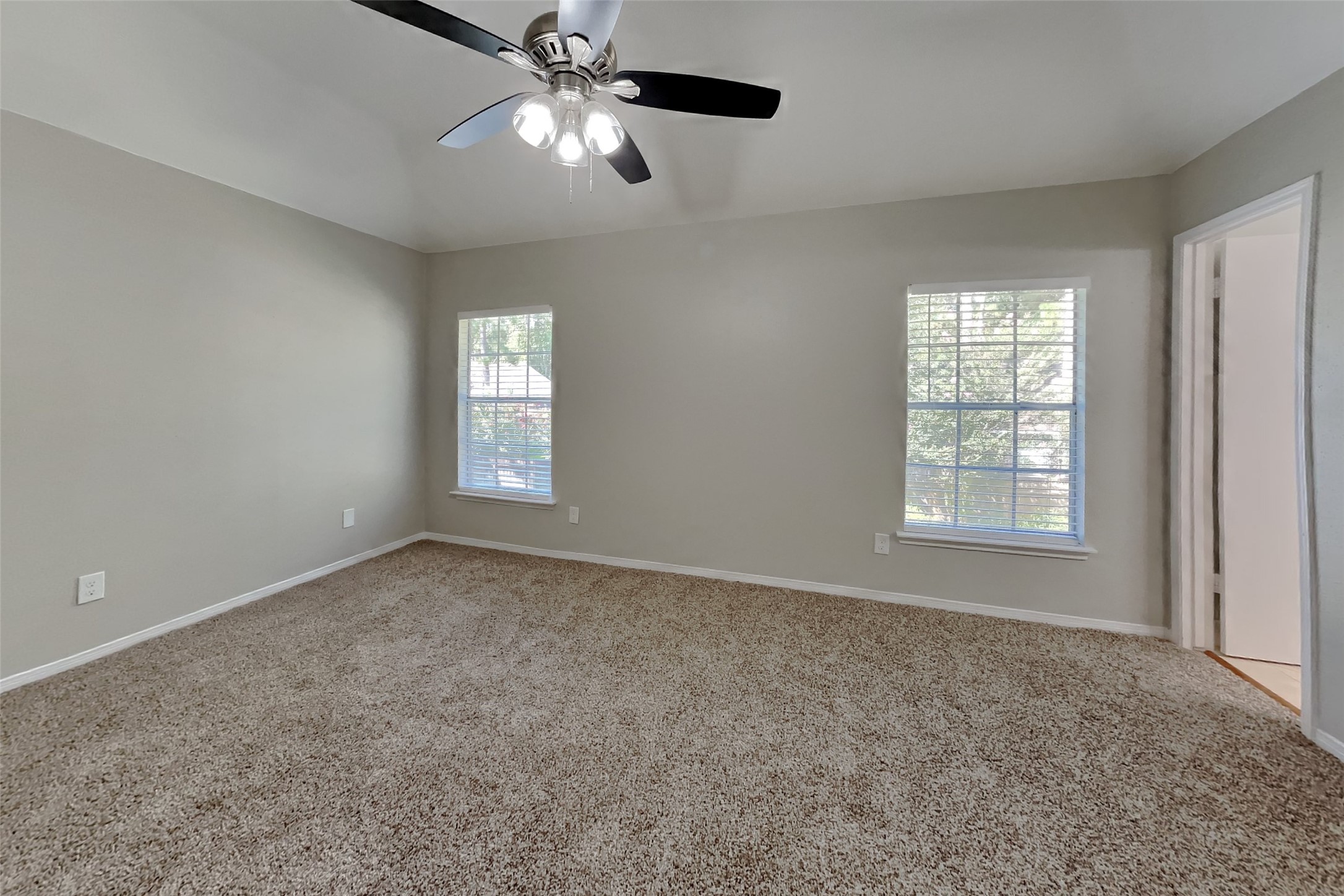 38 Still Corner Place Property Photo 11