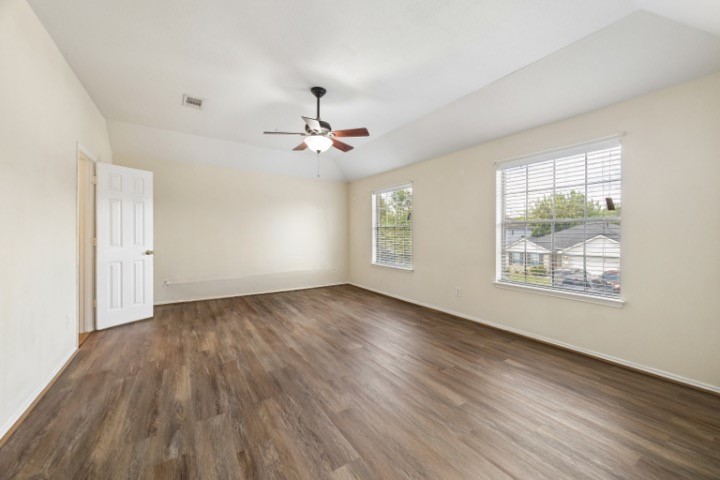 10110 Fallmont Court Property Photo 13
