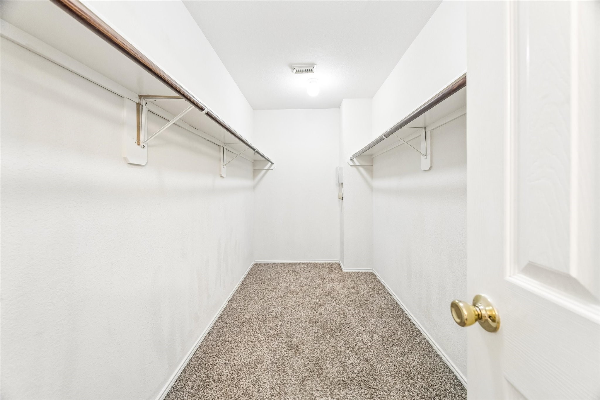 10110 Fallmont Court Property Photo 16