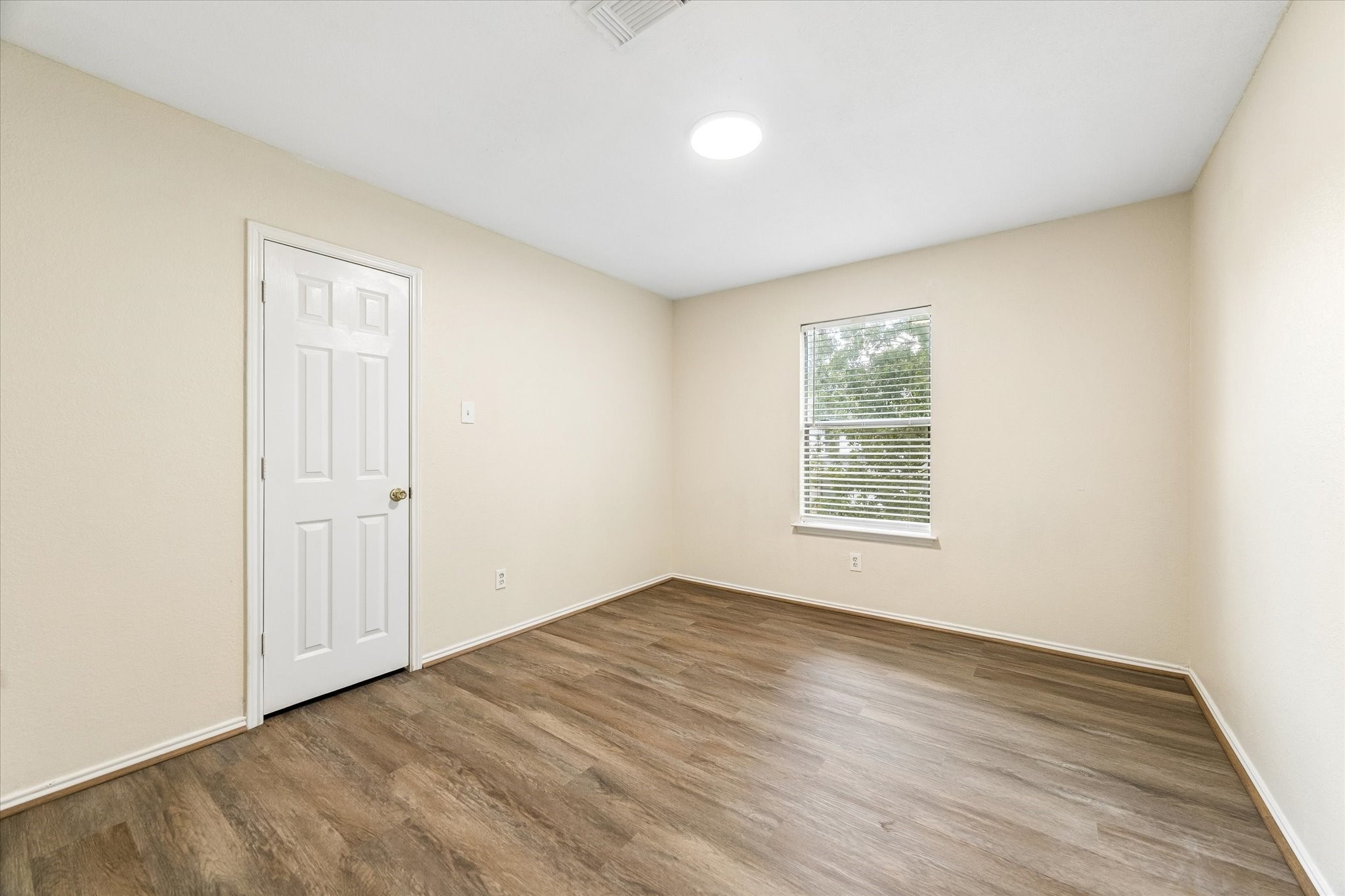 10110 Fallmont Court Property Photo 18