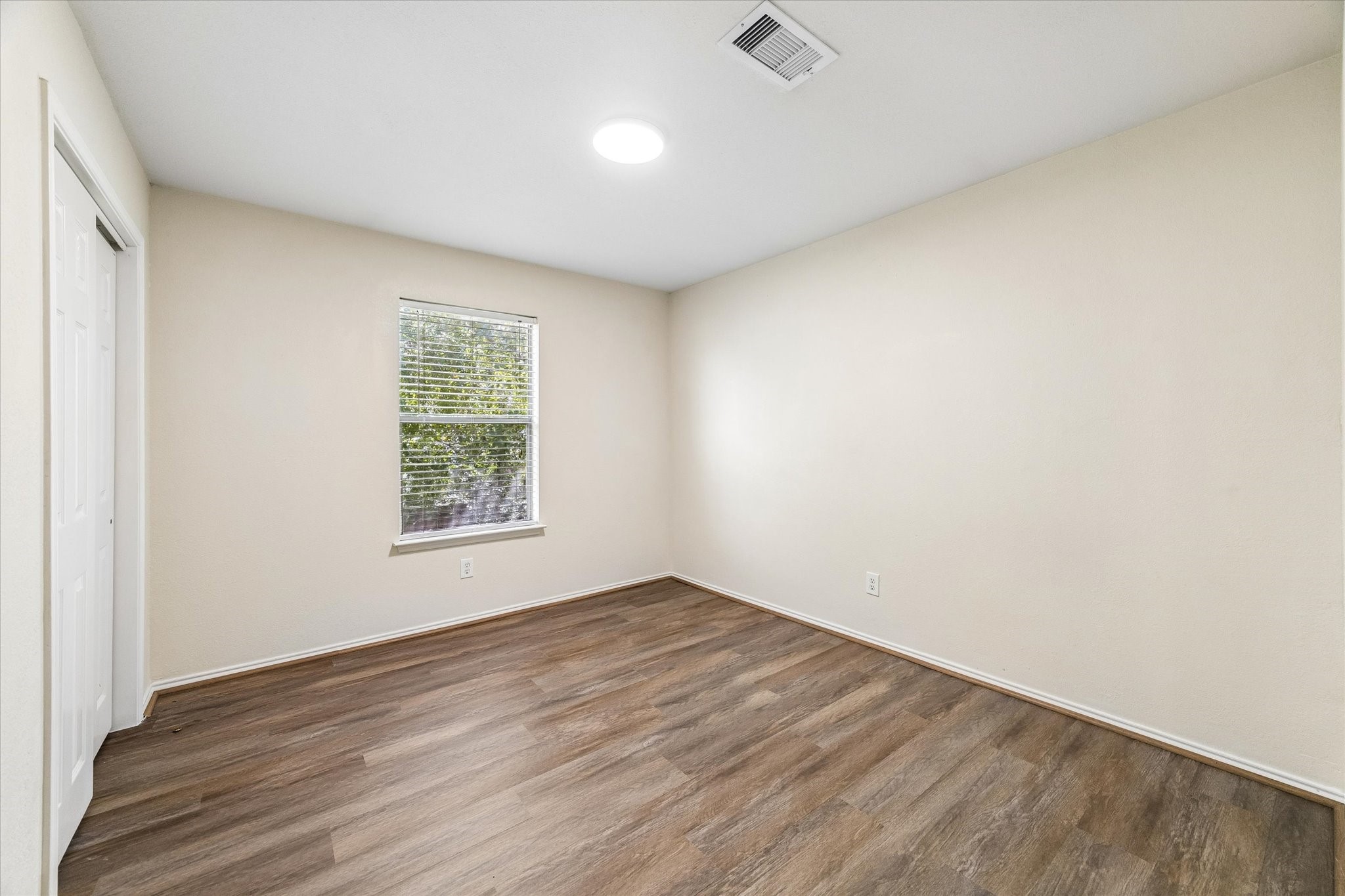 10110 Fallmont Court Property Photo 19