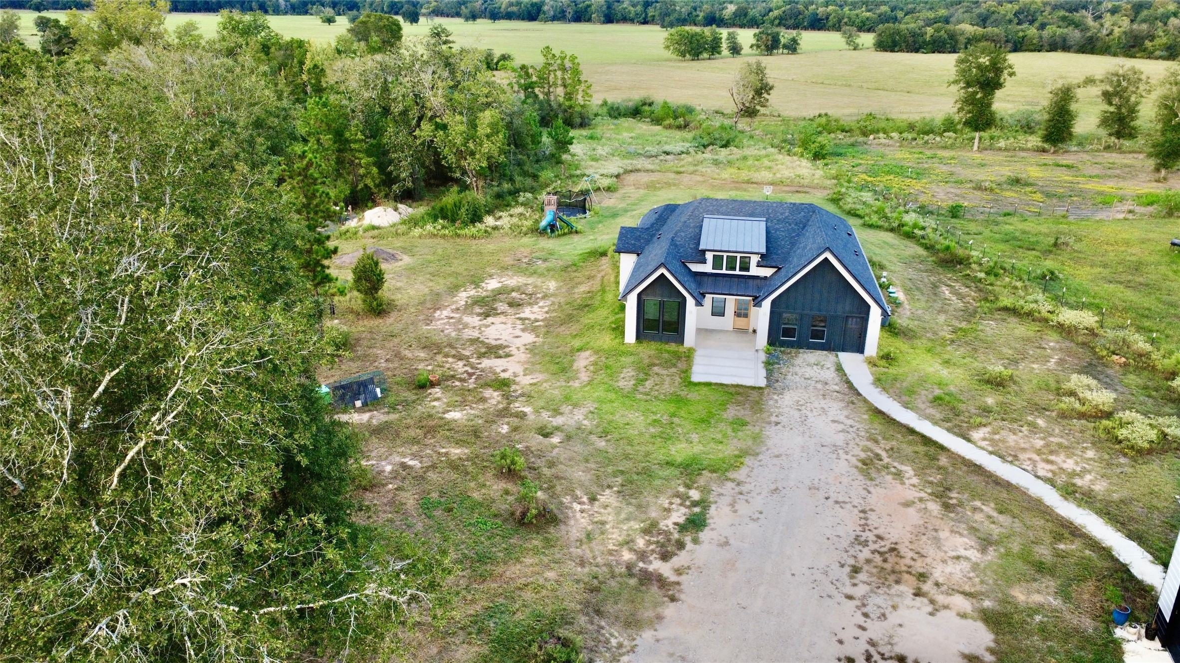 1221 Denson Allen Road Property Photo 1