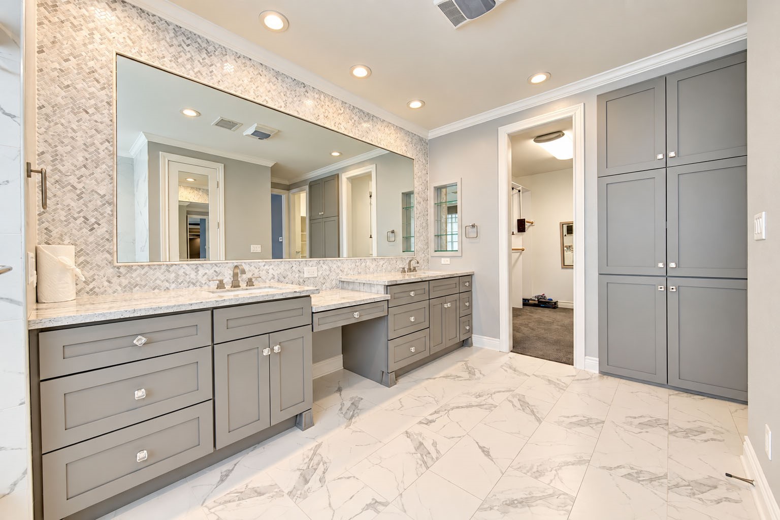 4967 Dumfries Drive Property Photo 16
