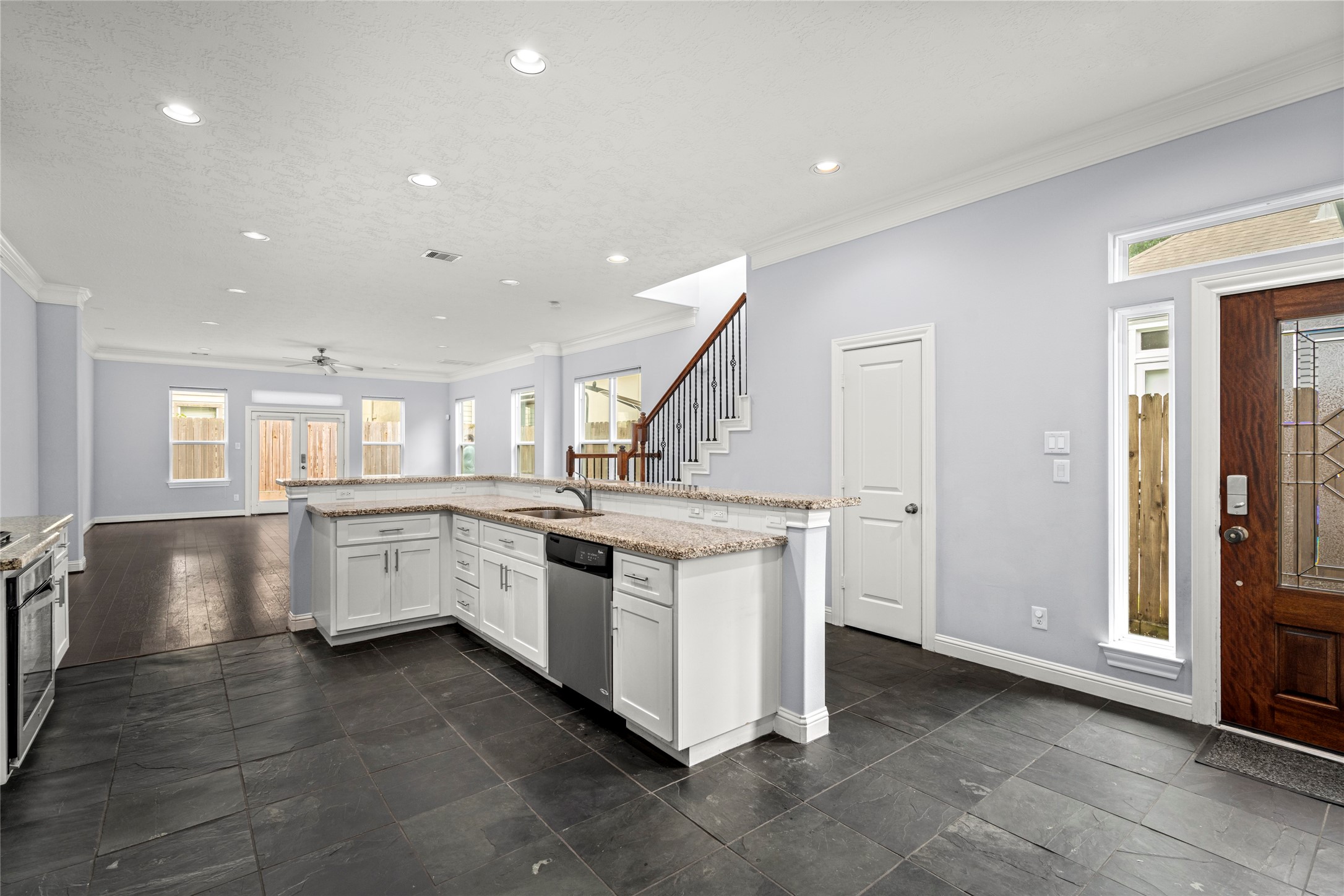 1611 Summer Street B Property Photo 2