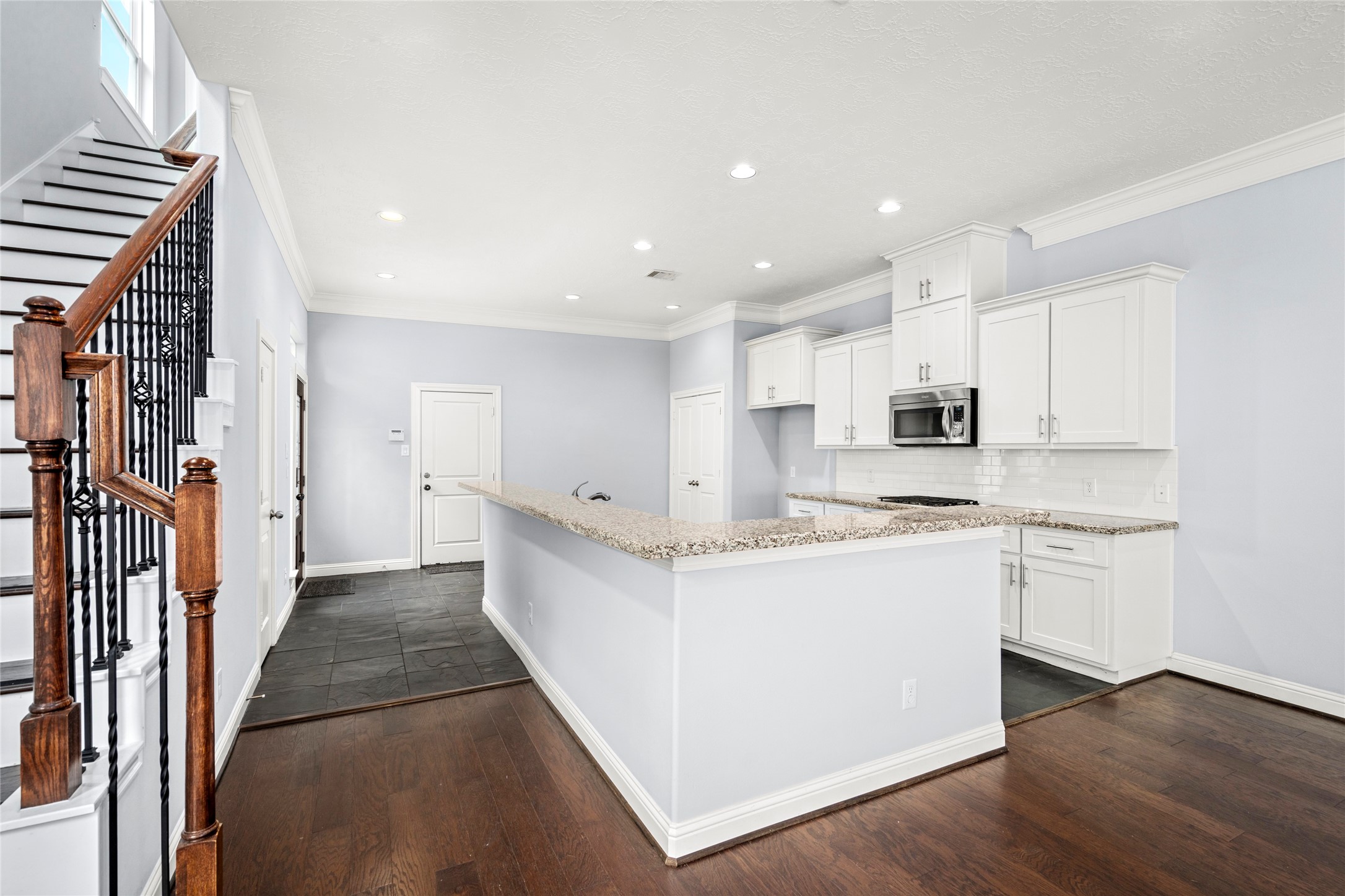 1611 Summer Street B Property Photo 8