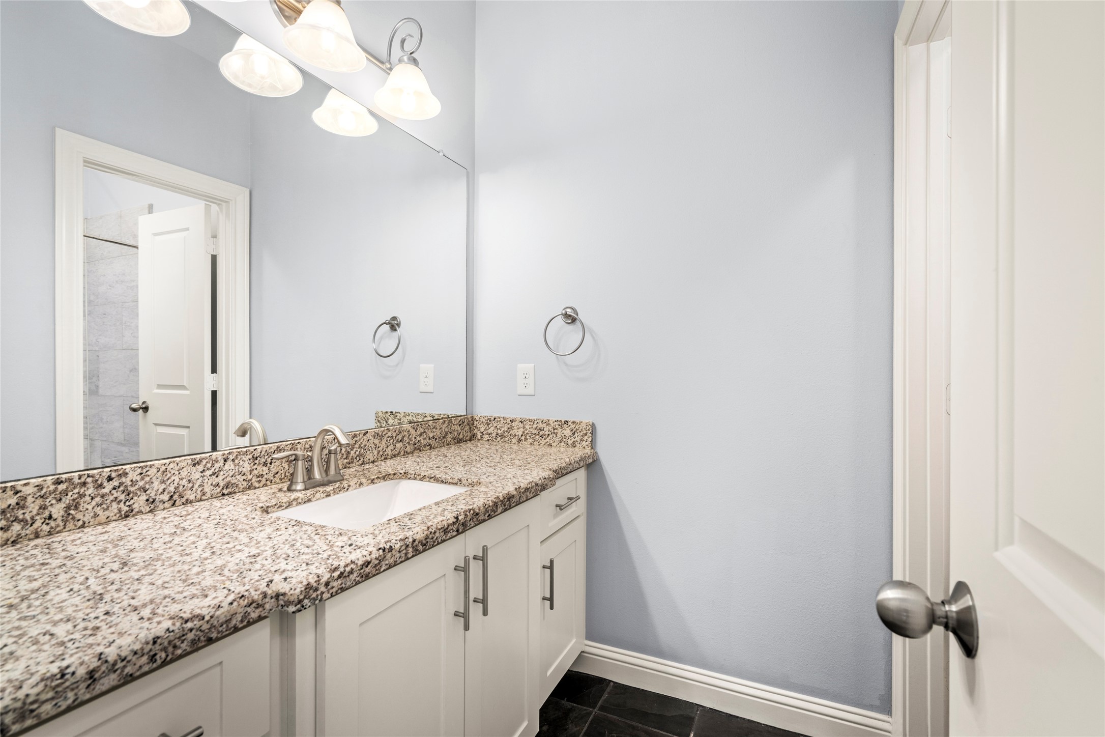 1611 Summer Street B Property Photo 28
